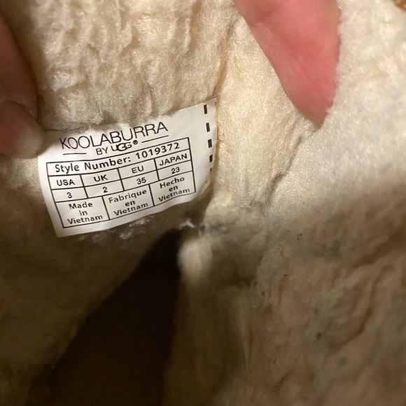Koolaburra UGG Boots size 3 - Picture 5 of 7